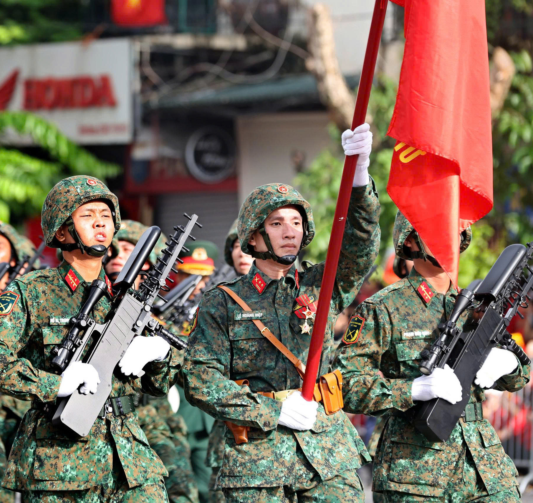 Clip dài gần 1 phút liên quan chiến sĩ Lê Hoàng Hiệp gây bão mạng xã hội