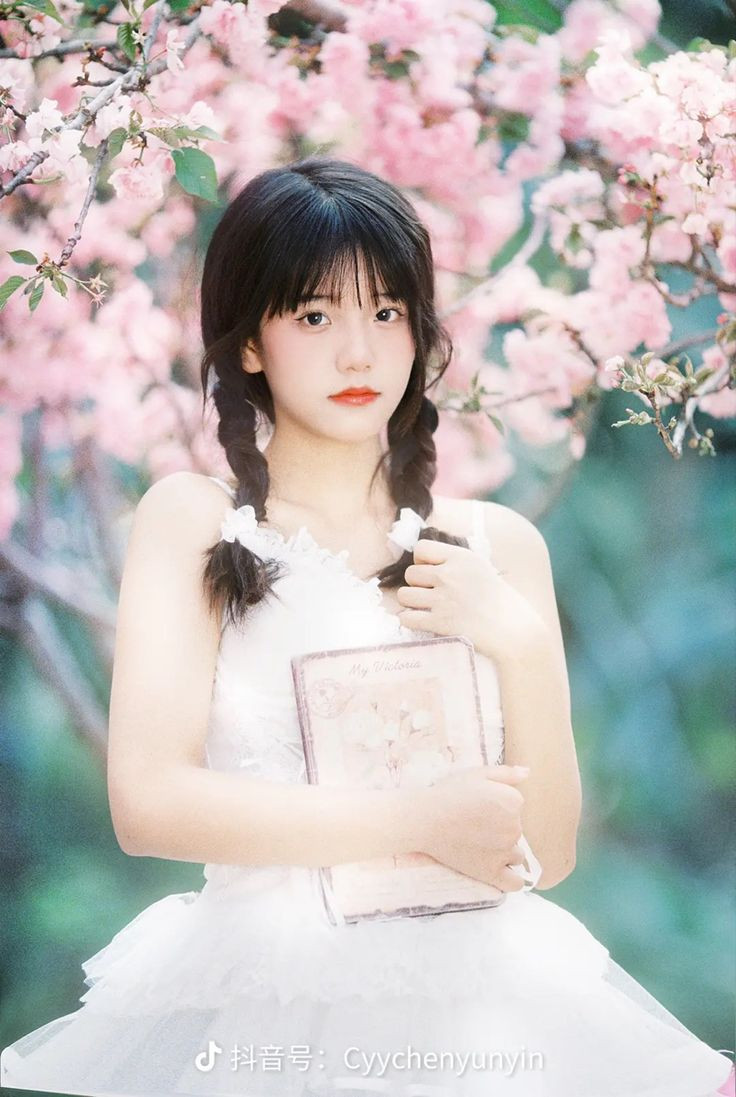 Sau hôm nay, thứ Ba 7/10/2025, 3 con giáp rũ sạch vận xui, vận đỏ như son, tiền đổ ào ào về túi đếm không xuể - Ảnh 2