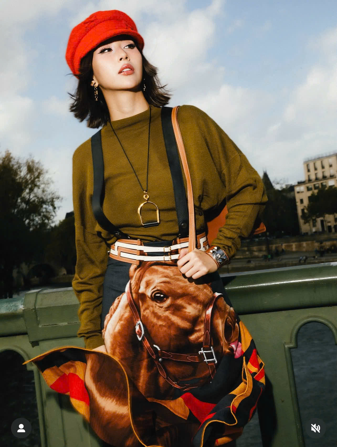 Quỳnh Anh Shyn ấn tượng với phong cách thời trang tại Paris - Ảnh 3.