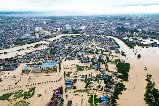 Những tiếng kêu cứu khẩn cấp khi Thái Nguyên bị ngập lụt nặng