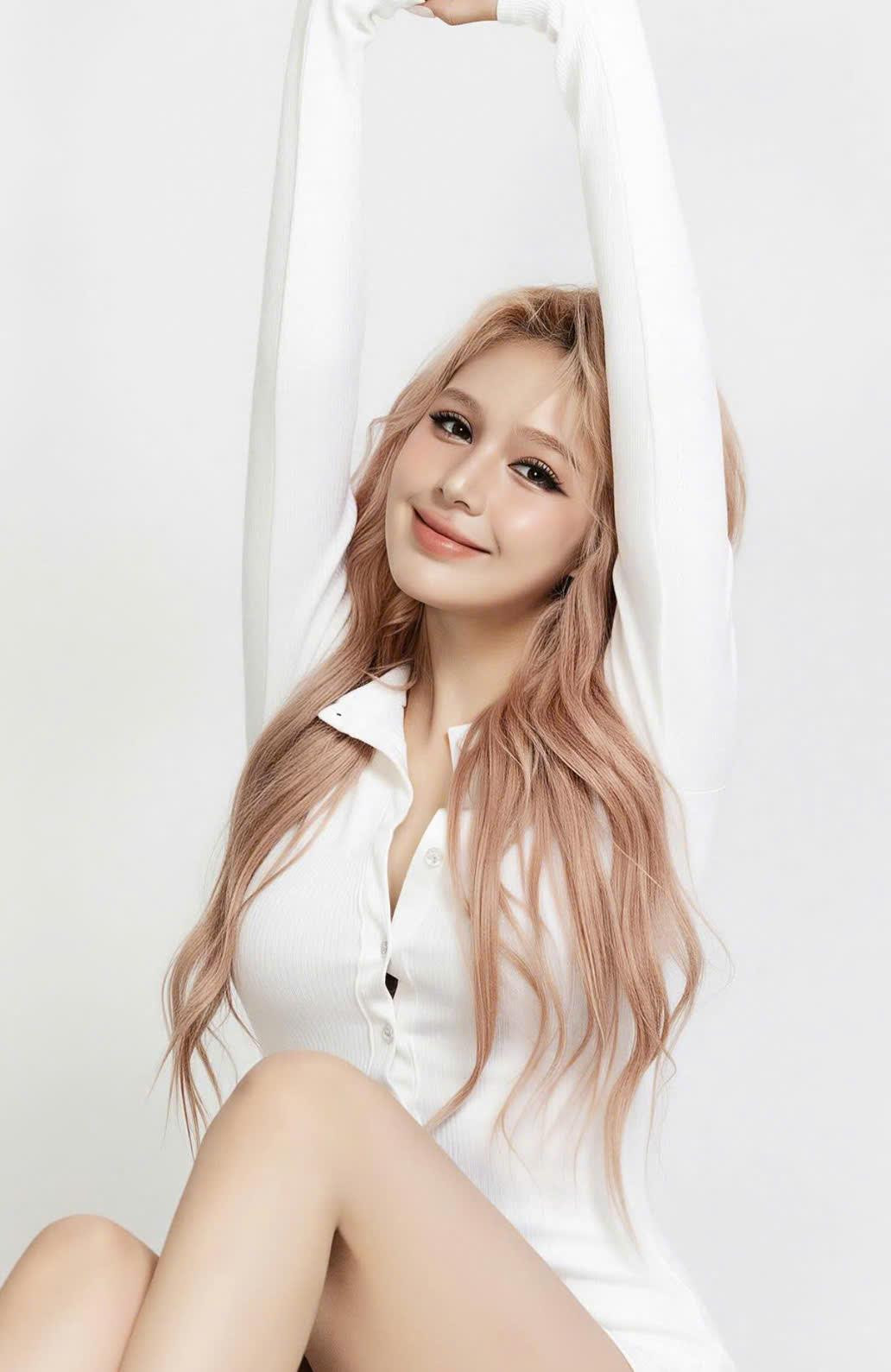 Xoài Non vừa khiến dân tình bỏng mắt vì loạt ảnh hở bạo liệt