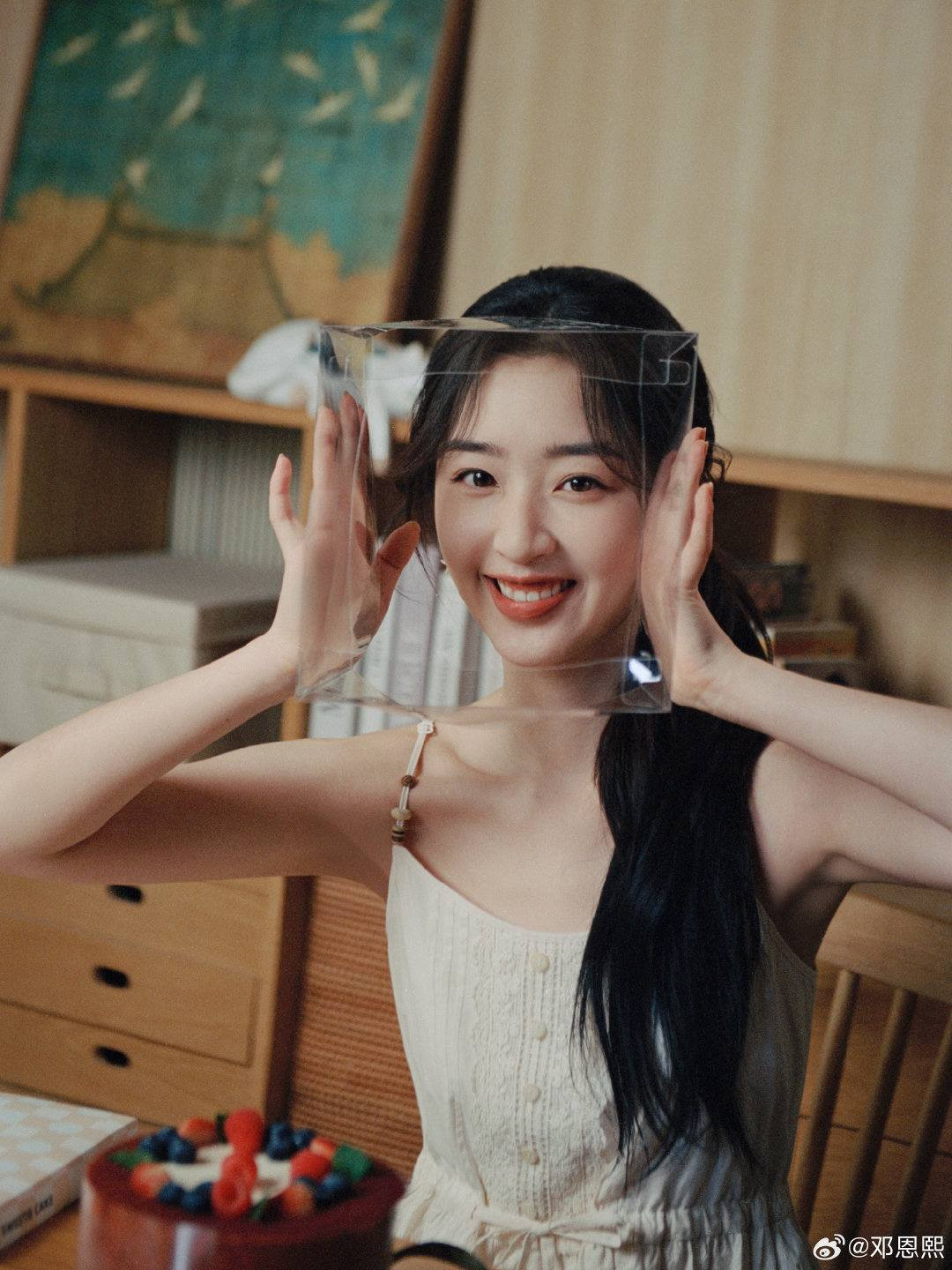 3 con giáp bùng nổ tài lộc, tiền bạc lũ lượt kéo về đầy túi, công việc thuận lợi, may mắn không ai sánh bằng sau ngày 9/10/2025 - Ảnh 2