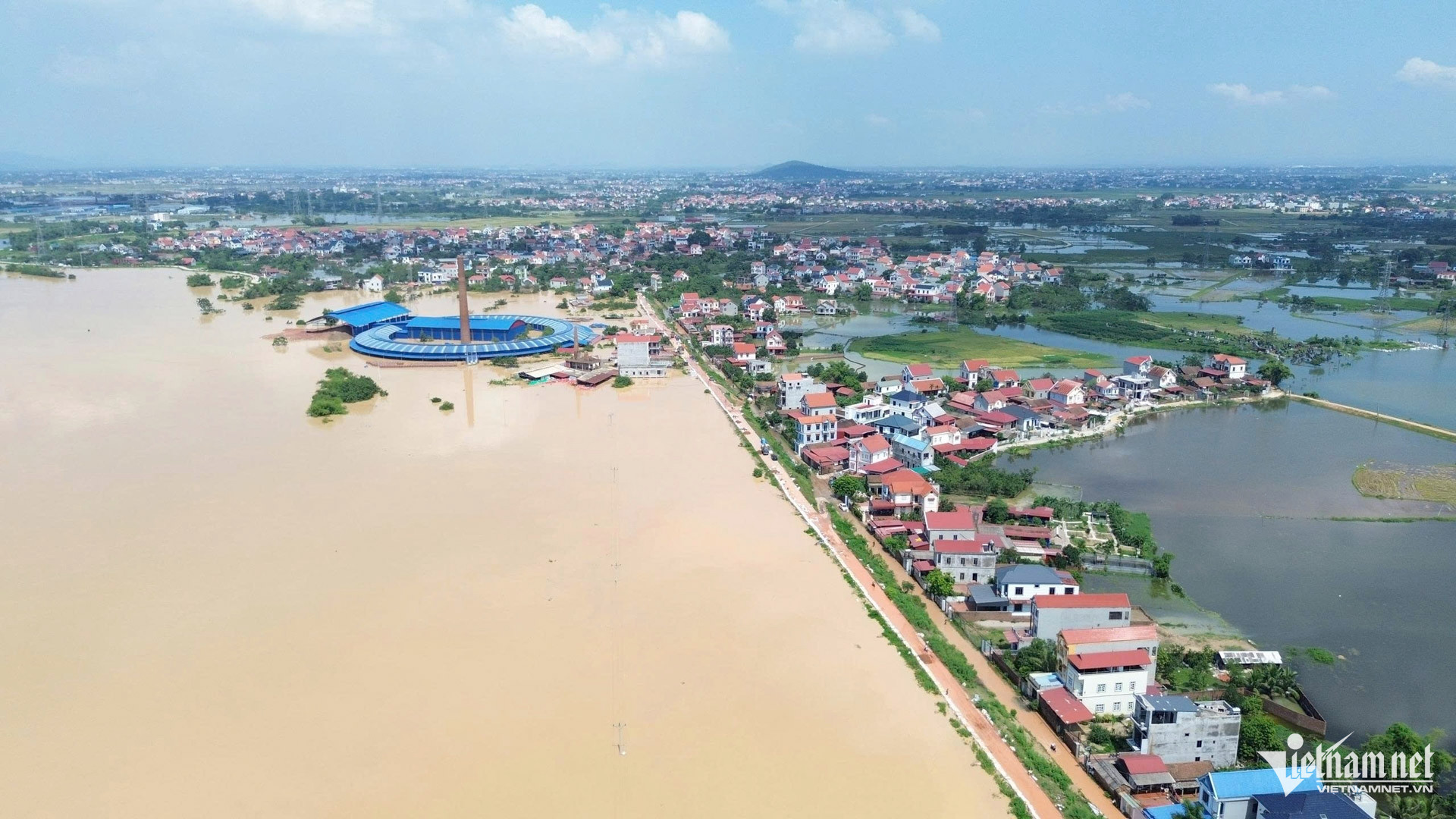 W-đắp đê bắc ninh_9.JPG.jpg