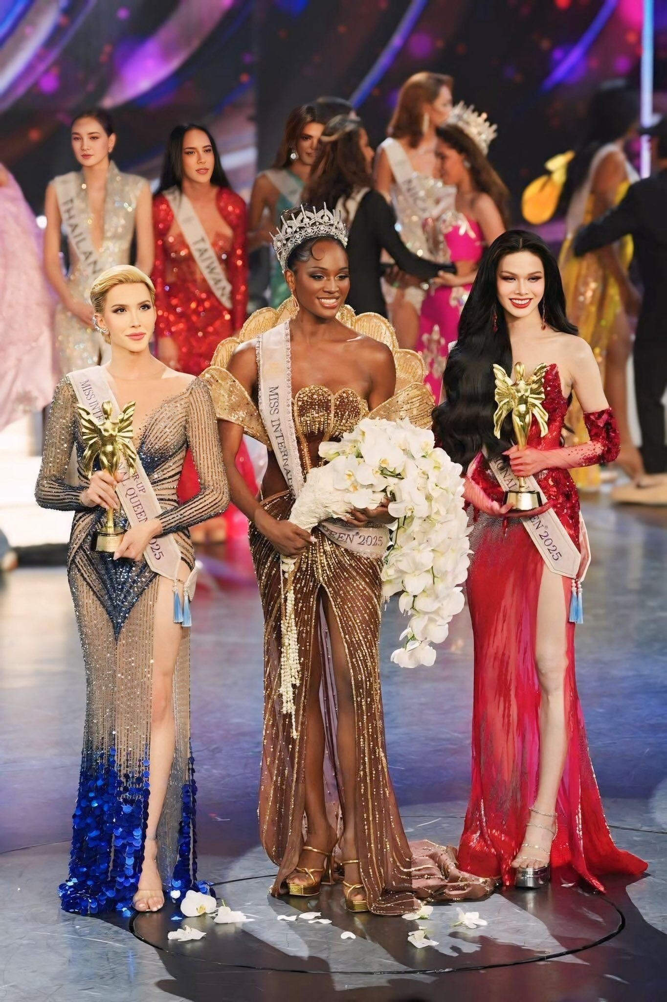 Hoa hậu Chuyển giới Việt Nam đáp sốc khi bị tố quấy rối tình dục thí sinh nước bạn