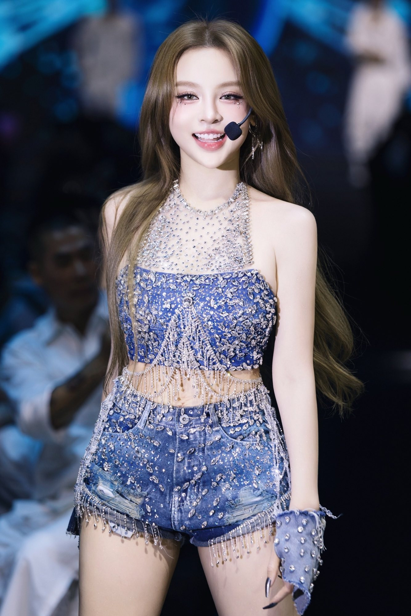 Huyền Baby lộ diện khác lạ nhận chẳng ra phú bà đình đám Sài thành