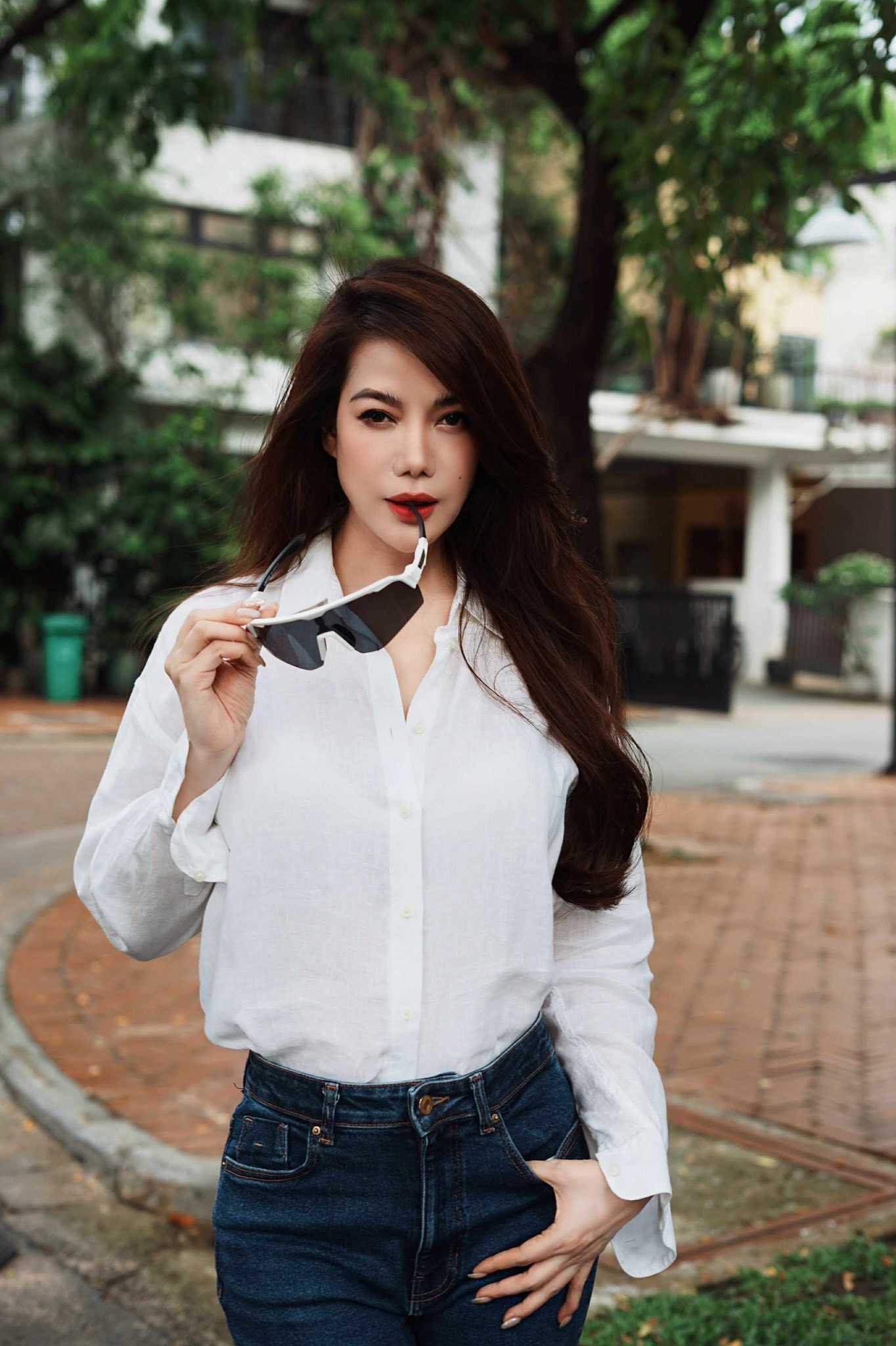 Hình ảnh Trương Ngọc Ánh trước khi bị bắt đi từ thiện dự tiệc sang chảnh