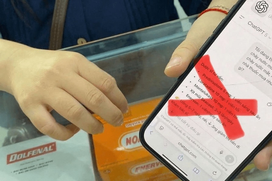 Xôn xao trước bức ảnh 'mua thuốc theo đơn' do AI gợi ý: Bác sĩ cảnh báo khẩn