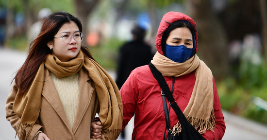 Miền Bắc sắp đón 2 đợt không khí lạnh, nồm ẩm bất thường khi nào chấm dứt?