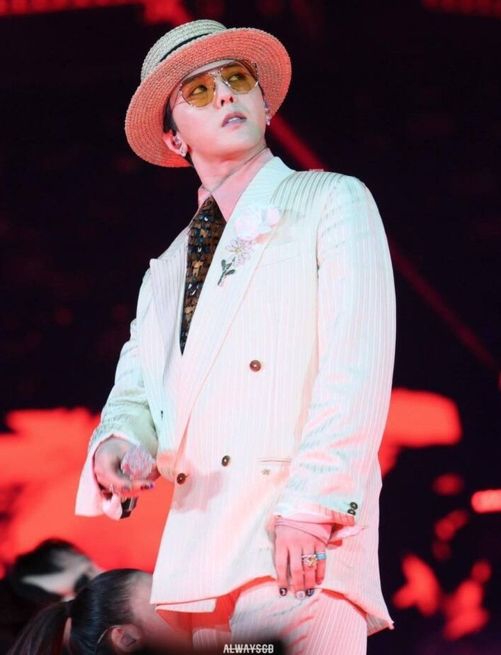 G-Dragon là nam thần tượng đình đám xứ Hàn.