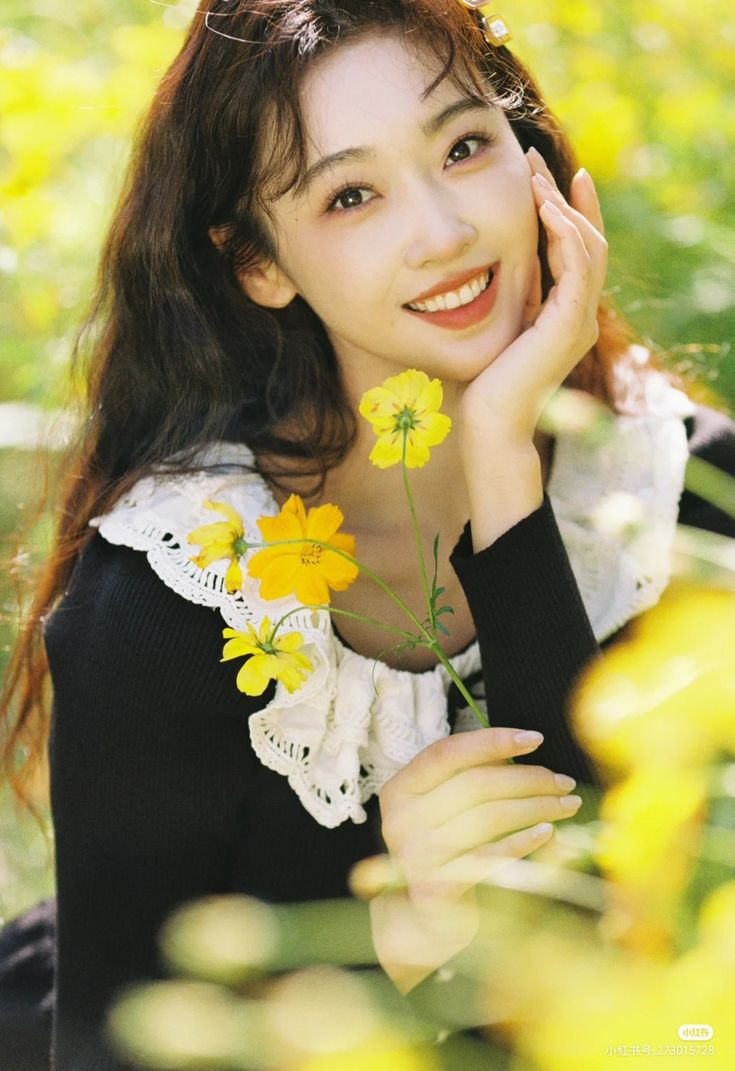 Kể từ ngày mai, thứ Tư 12/11/2025, 3 con giáp Thần Tài gõ cửa, hỷ tín đến nhà, sự nghiệp như 'ngựa phi nước đại', tiền tài hội tụ tứ phía - Ảnh 2