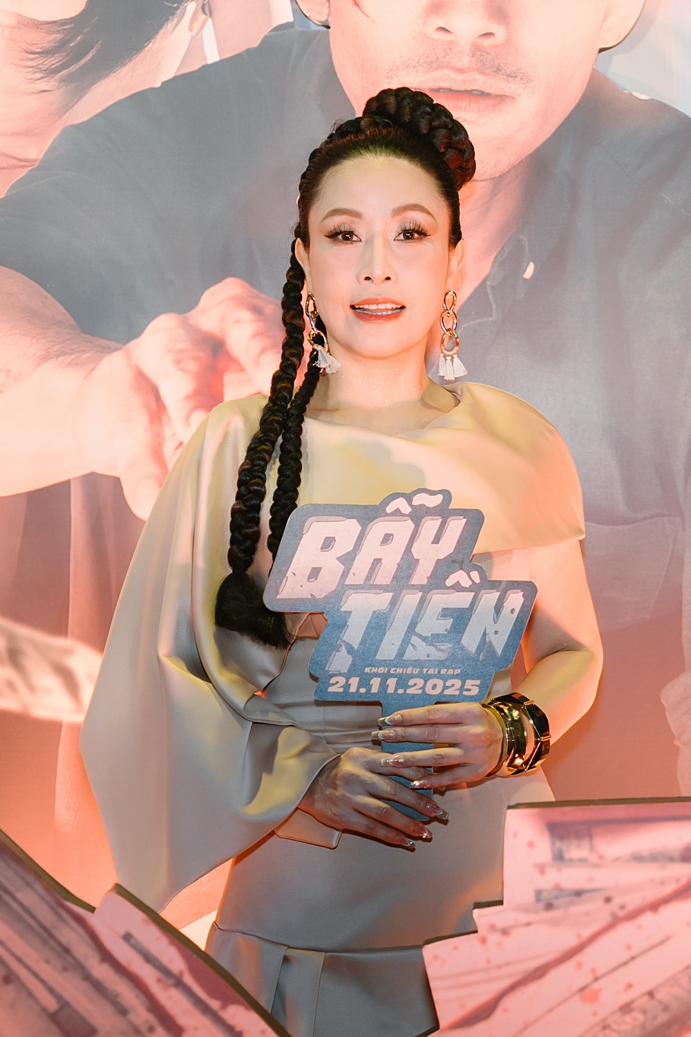 Liên Bỉnh Phát đính chính tin đồn phim giả tình thật với bạn diễn kém 8 tuổi