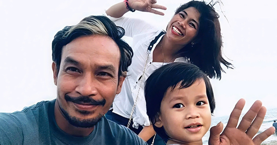 Diễn viên Thạch Kim Long đời mưu sinh vất vả, tuổi 55 vẫn gồng gánh nuôi vợ con