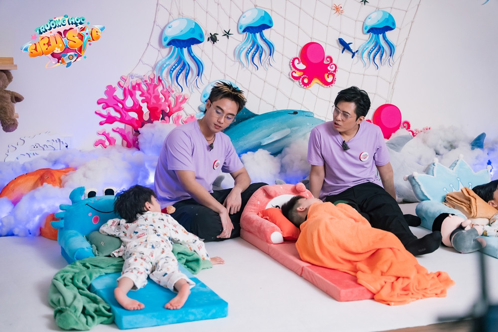 truong hoc sieu sao (2).jpg