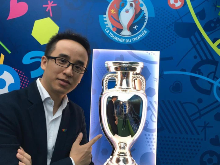 Sau chương trình, anh đã nhận được lời mời thử việc tại VTV và trở thành bình luận viên bóng đá nổi tiếng.