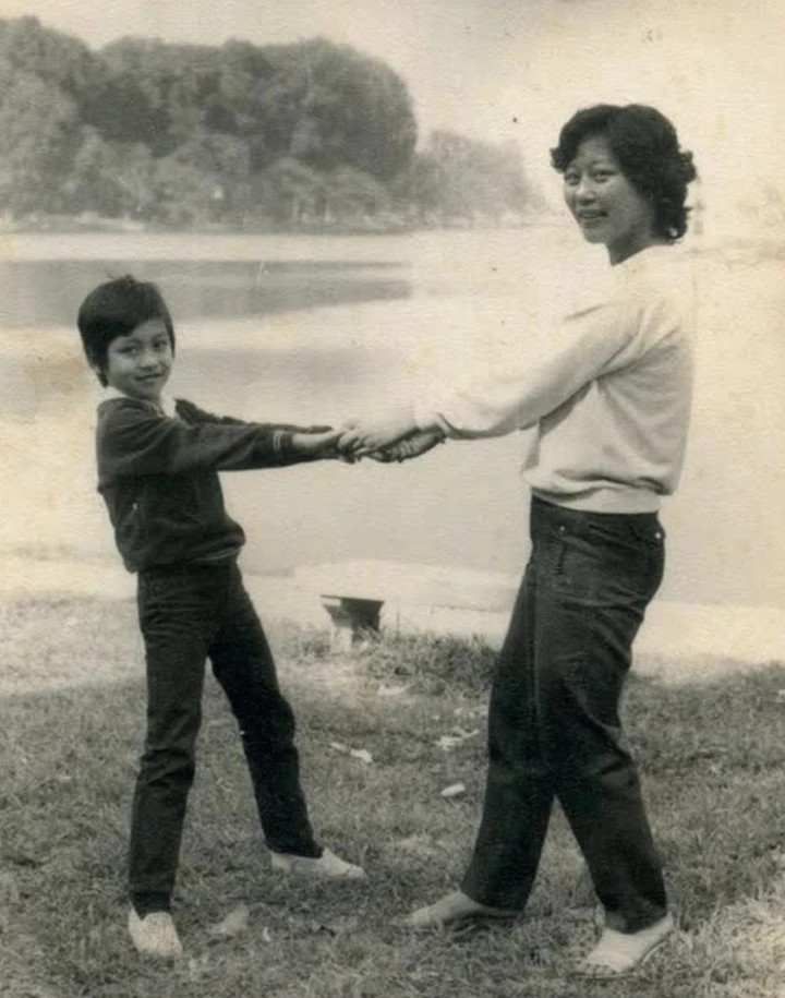 Mẹ Tuấn Hưng qua đời sau thời gian chống chọi với căn bệnh ung thư.