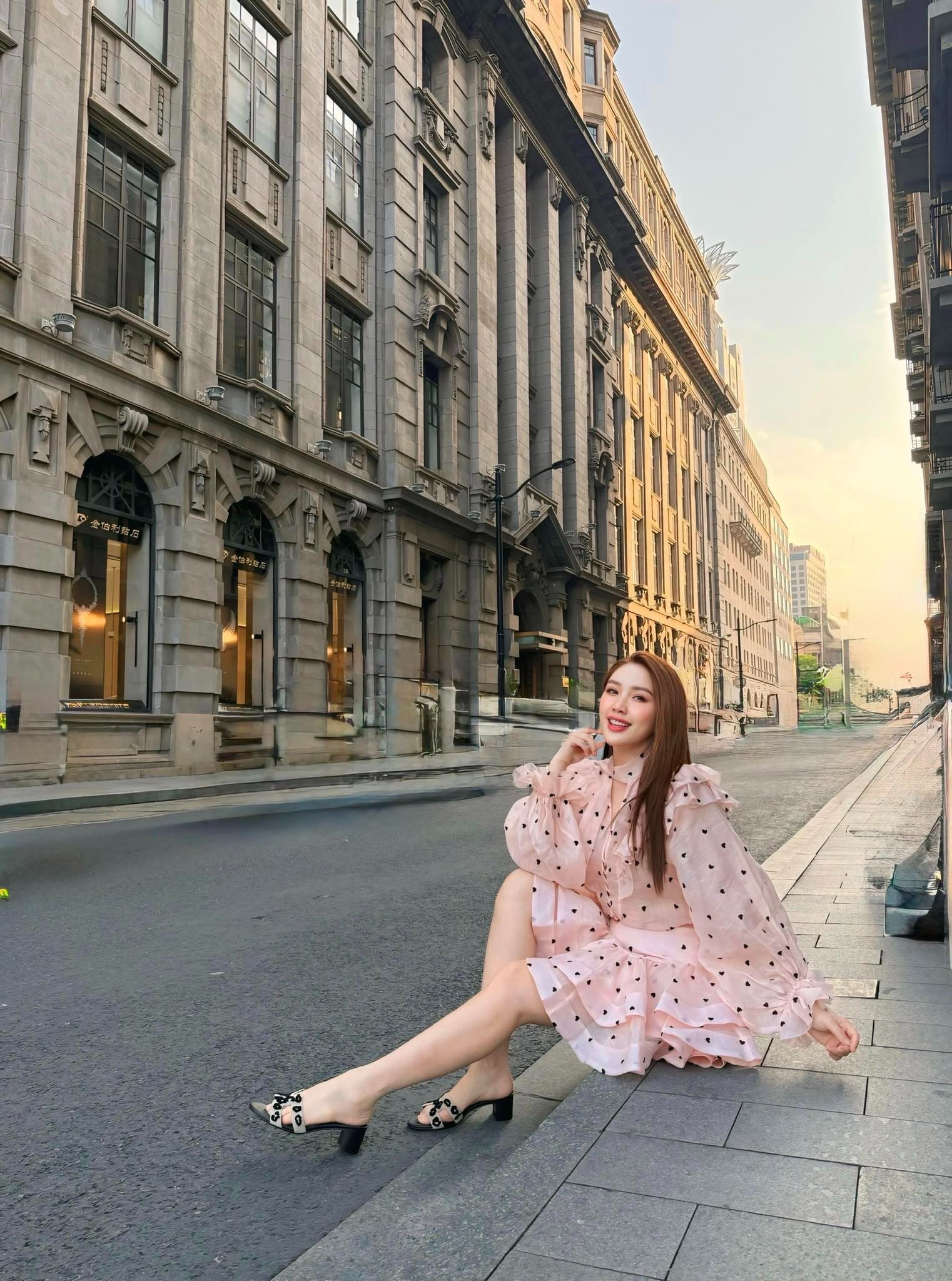 Bảo Thy kỉ niệm 6 năm ngày cưới