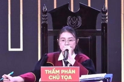 Phiên toà giả định của sinh viên luật gây sốt vì 'diễn như không diễn'