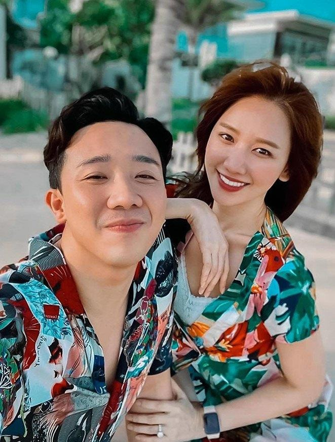 Trấn Thành  Hari Won ngày càng mặn nồng sau 10 năm bên nhau
