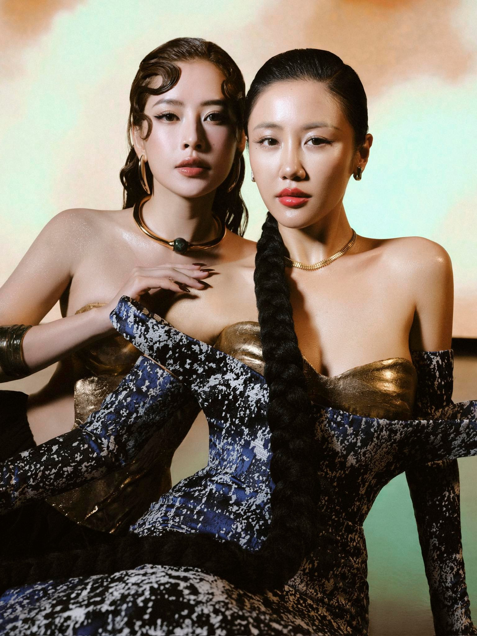 'Cặp chị em' Vbiz Văn Mai Hương - Chi Pu có chiêu siết cân giữ dáng đáng tham khảo ra sao? - Ảnh 2.