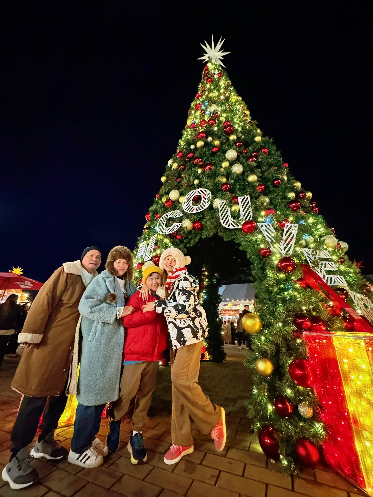 bố mẹ Diễm Hương đã mua xế hộp tặng cháu ngoại chưa chào đời - Ảnh 9.