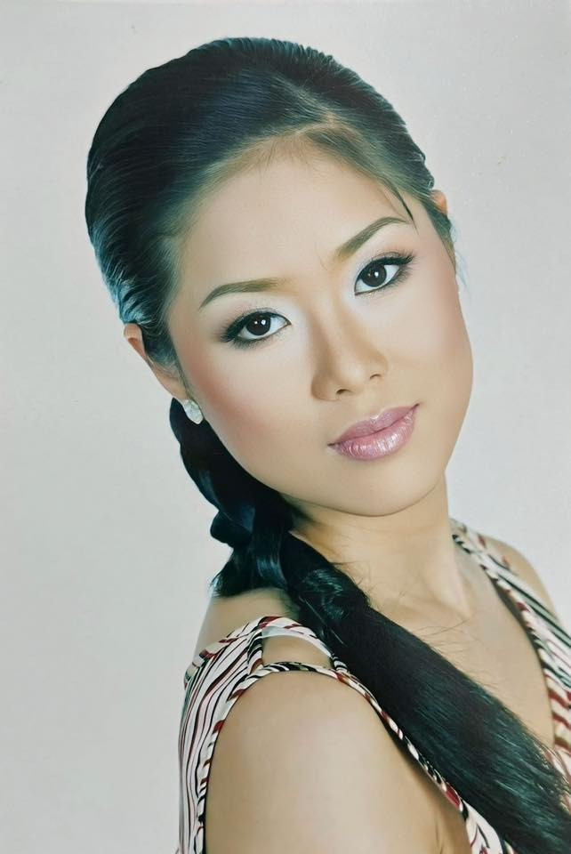 Nhan sắc rực rỡ tuổi 20 của Lê Phương