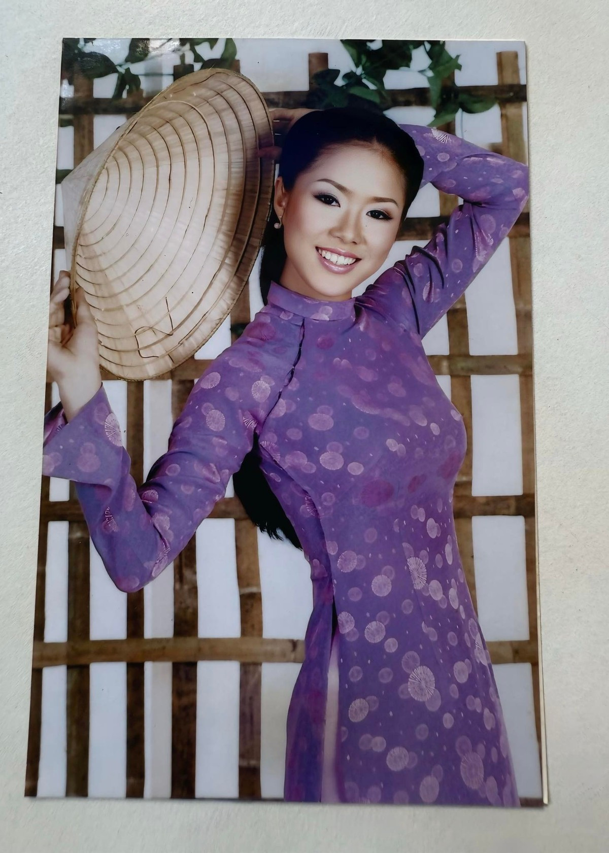 Nhan sắc rực rỡ tuổi 20 của Lê Phương