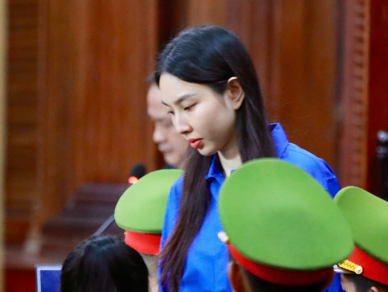 Luật sư: 283 đơn của người hâm mộ, 3 đơn của khách hàng xin giảm nhẹ án cho Hoa hậu Thuỳ Tiên