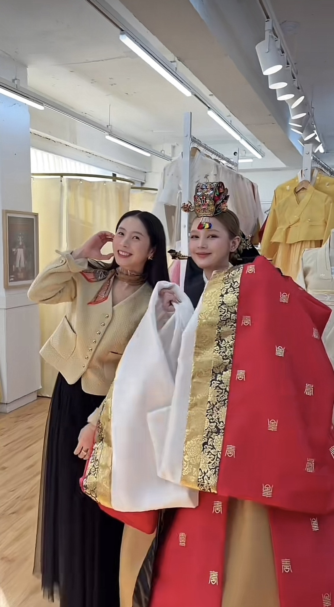 Loạt ảnh chụp bằng cam thường của Xoài Non ở Hàn Quốc