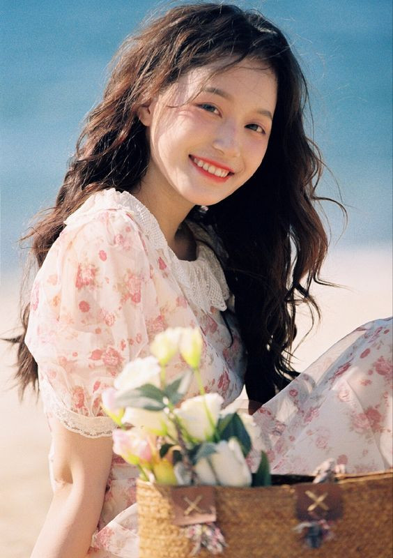 Kể từ ngày mai, thứ Hai 3/11/2025, 3 con giáp nhìn lên thấy quý nhân, nhìn xuống thấy tiền tài, sự nghiệp thăng tiến ngoạn mục, giàu sang sung sướng - Ảnh 1