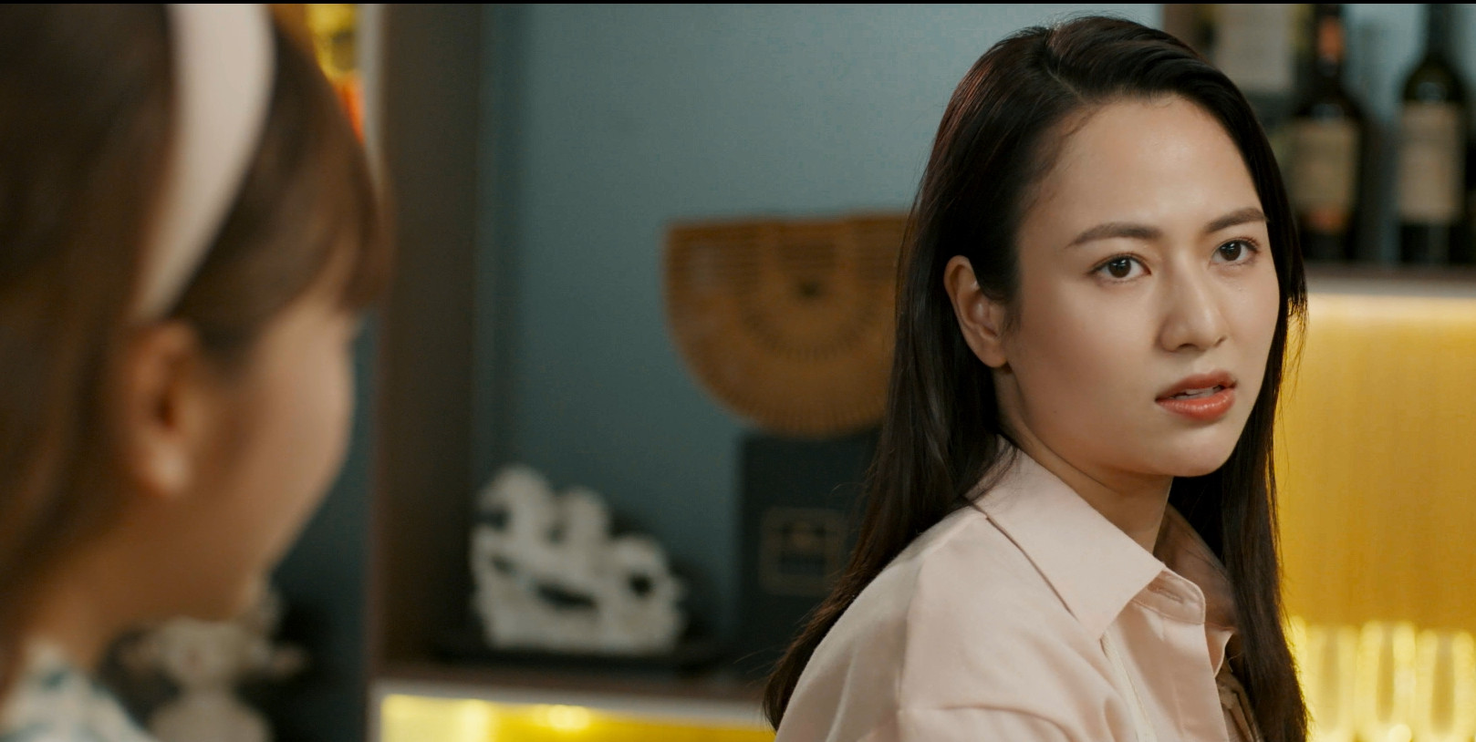 Việt Hoa vai Kim Ngân phim Gió ngang khoảng trời xanh