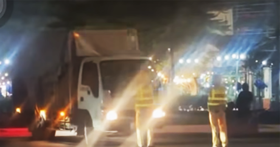 Danh tính tài xế lái ô tô lao thẳng vào cảnh sát ở Hà Nội