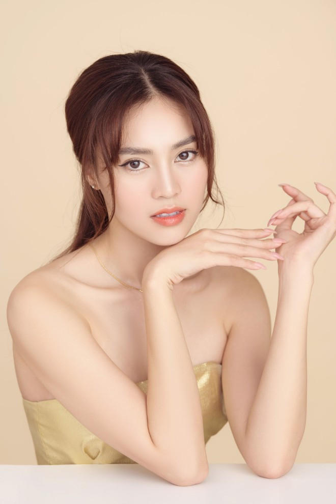 Ngỡ ngàng không nhận ra bà già tuyết Ninh Dương Lan Ngọc