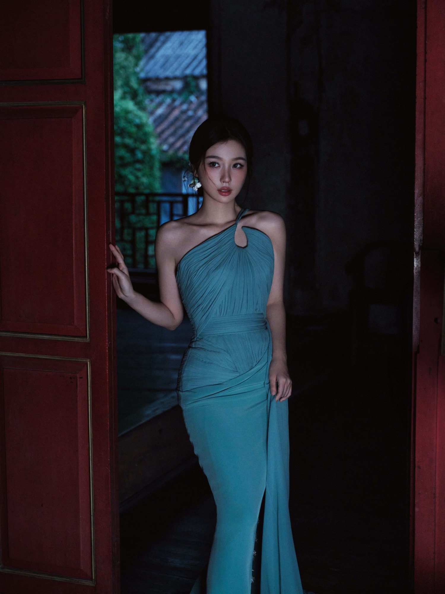 Ngu Thư Hân bán vé concert cao ngất ngưỡng để mừng sinh nhật - Ảnh 2