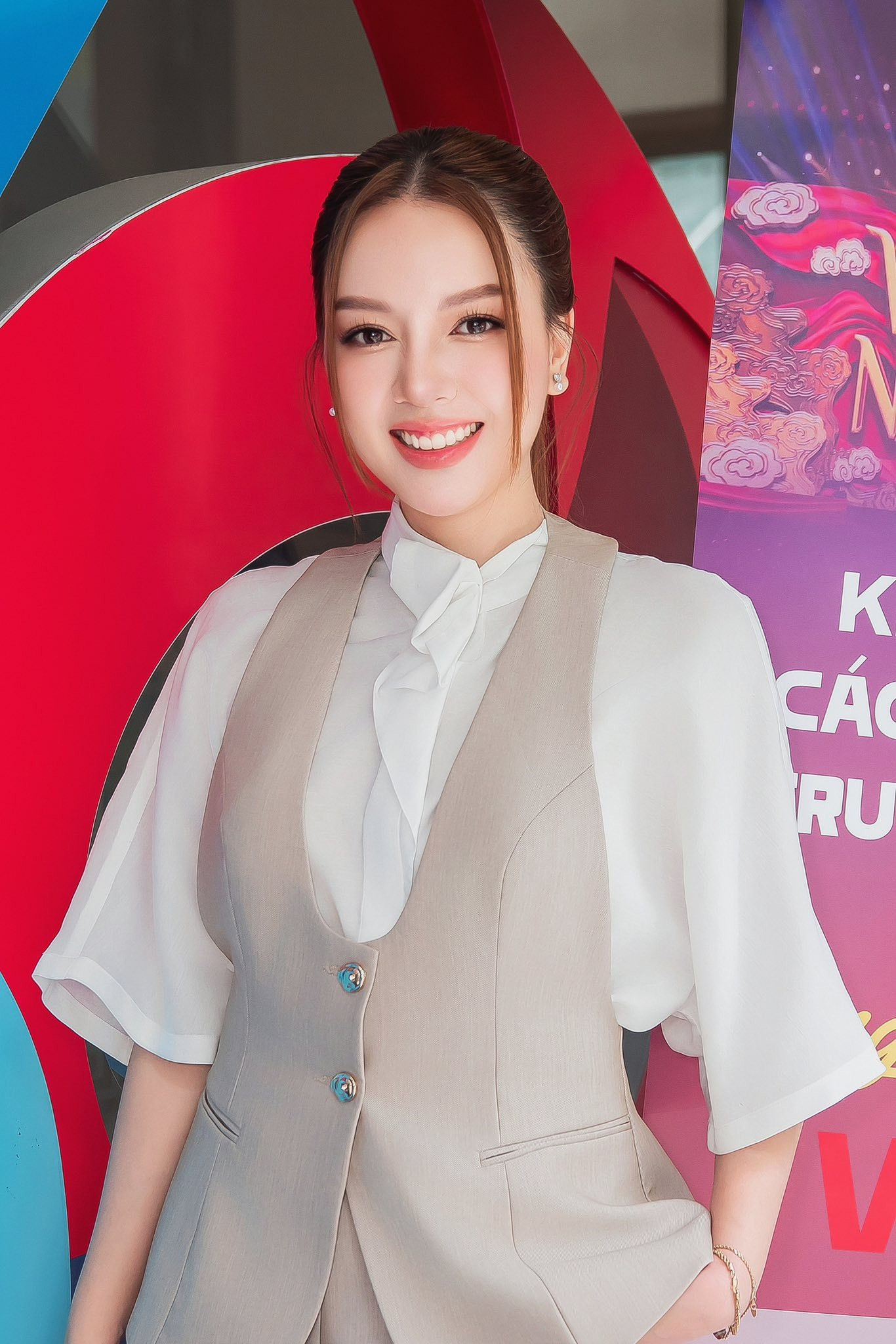 Băng Di vướng tin đồn mang thai ngay trước thềm đám cưới