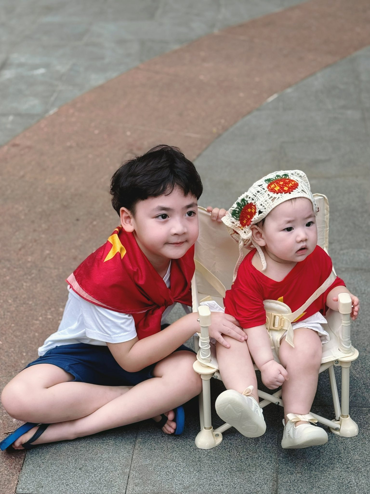 Con gái tròn một tuổi của Á hậu Tú Anh - Ảnh 12.