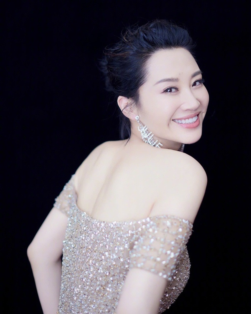 Nữ diễn viên hạng A biến mất đầy bí ẩn