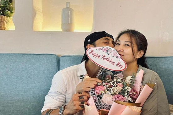 Nam ca sĩ gặp biến cố, cắt liên lạc với vợ con, vào chùa tu, ngày ngày quét sơn tường, tuổi 40 ra sao?