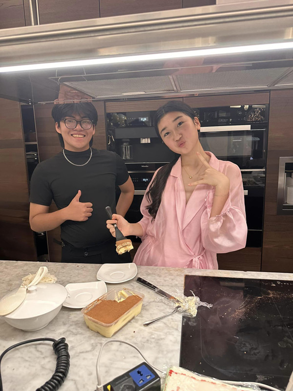 Sắc vóc tuổi 18 của con gái Nguyễn Thị Huyền - Ảnh 8.