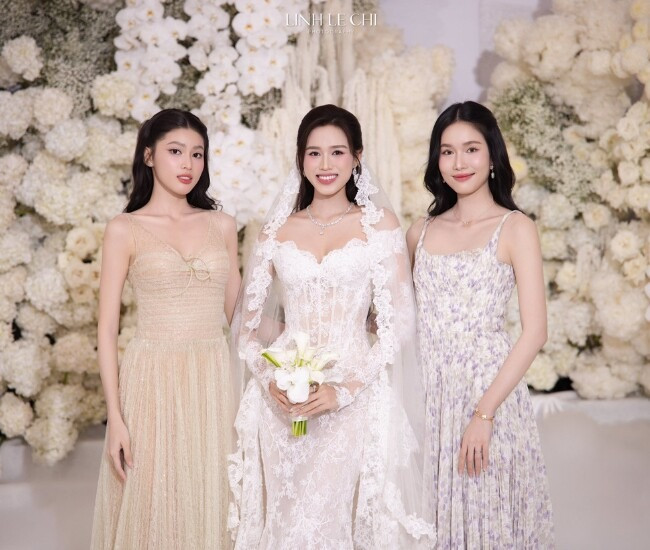 Á hậu Vbiz đột ngột thông báo rời Sen Vàng sau 5 năm lý do là gì