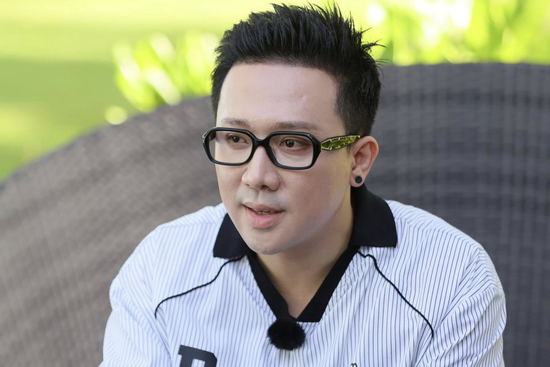 Bị mỉa mai hỏi bill từ thiện, Trấn Thành đáp trả gắt: 'Bà con đang khổ, em bớt bớt cái tính lại'