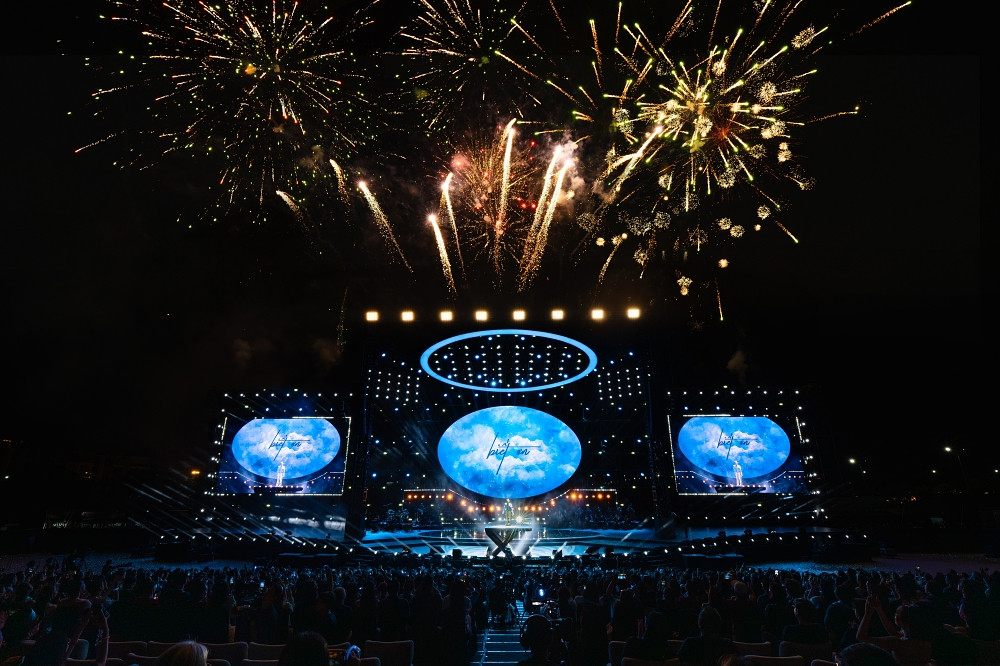 Concert Quốc Thiên chính chủ ủng hộ từ thiện 200 triệu đồng khách mời khuấy đảo sân khấu