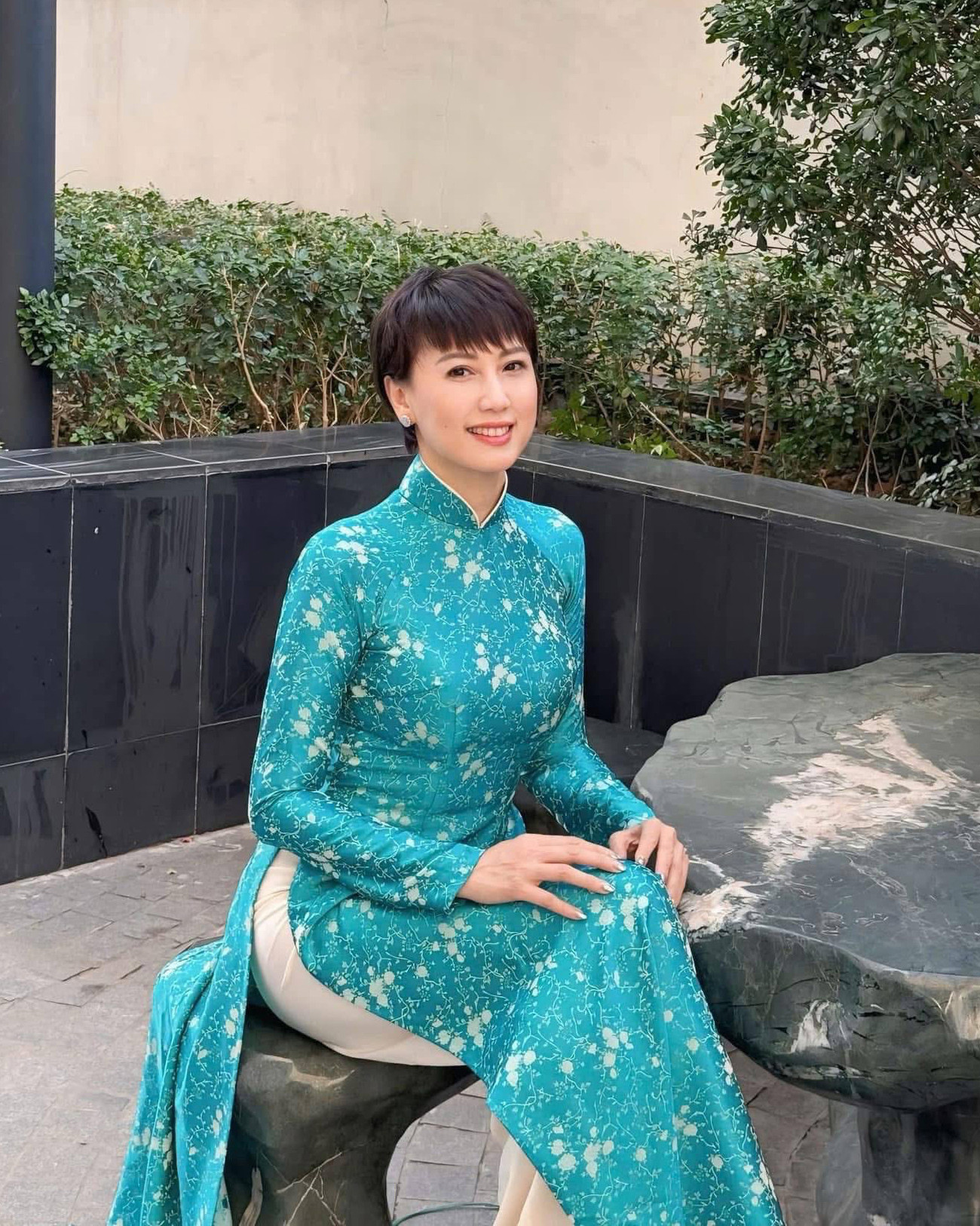 Em trai Doãn Hải My hiếm khi lộ diện nhà toàn ngoại hình cực phẩm