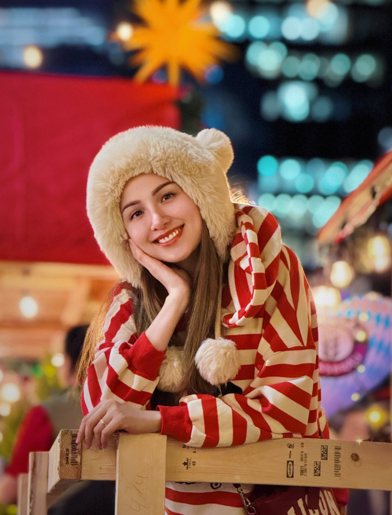 Hoa hậu đình đám Vbiz sinh con sau khi kết hôn lần 3 với ông xã kém tuổi