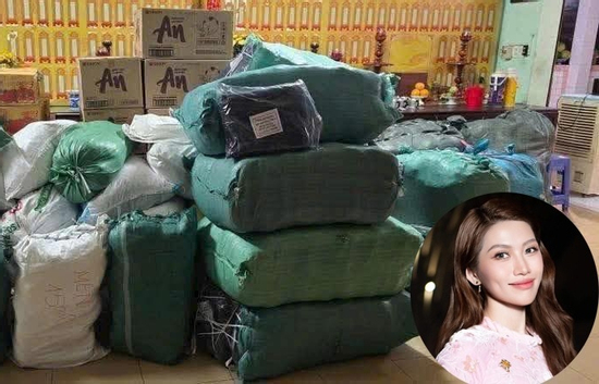 Á hậu Vbiz 'giận tím người' khi mua đồ cứu trợ lũ lụt gặp người bán không có tâm