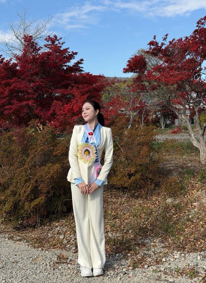 Hoa hậu Kiều Duy diễn Bán kết Miss International phản ứng Thanh Thủy và dàn BGK gây chú ý