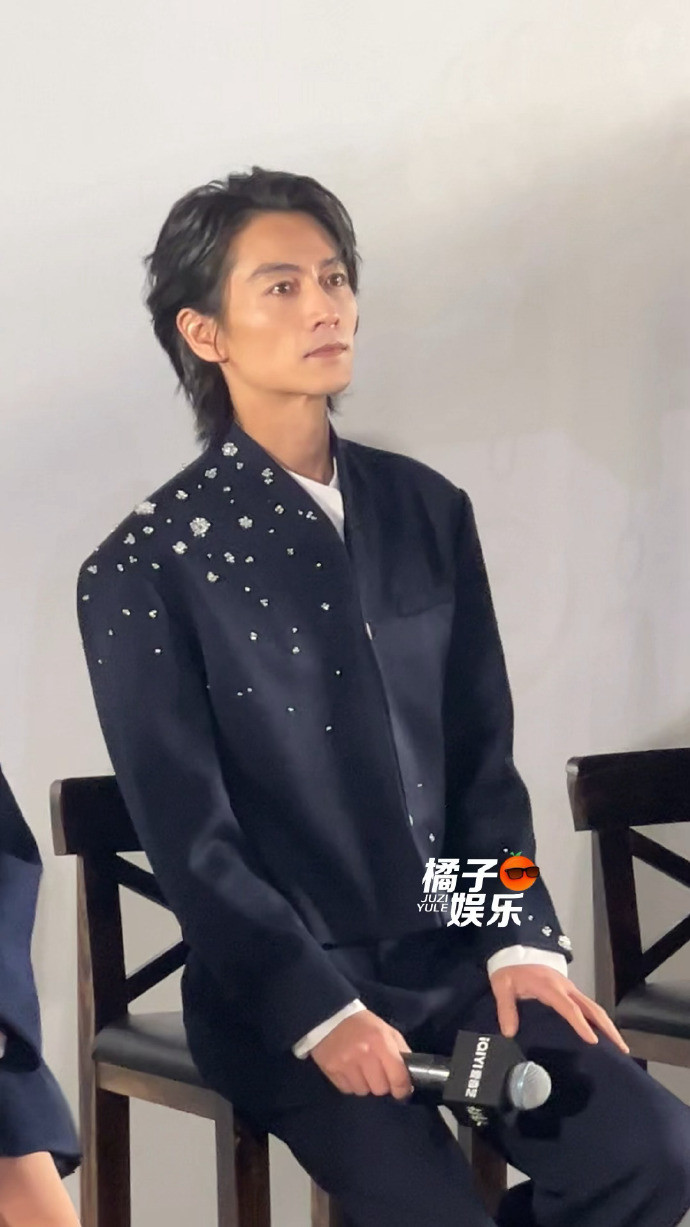 Mỹ nam đình đám showbiz gầy rộc xuống sắc hậu ly hôn