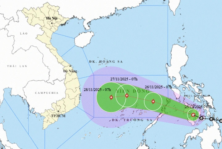 Bản đồ dự báo đường đi, khu vực ảnh hưởng của bão số 15. (Nguồn: NCHMF)