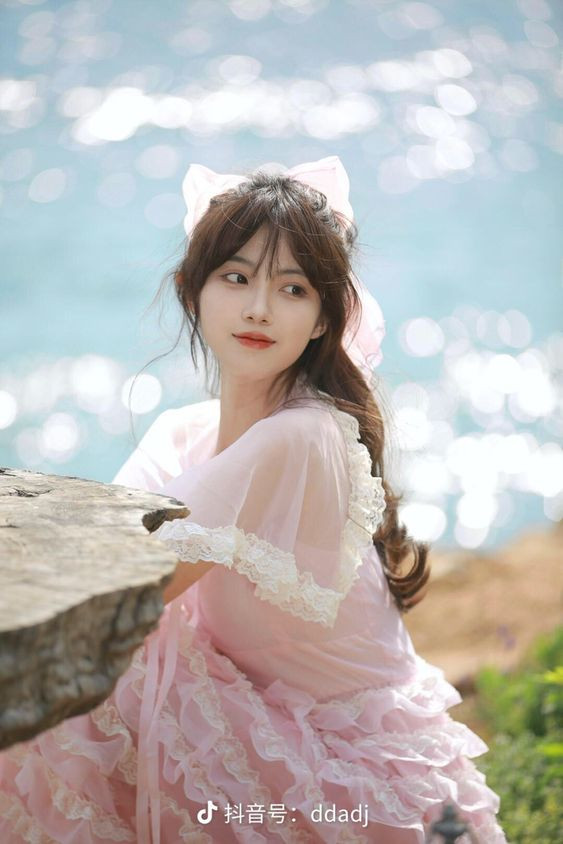 Kể từ ngày mai, thứ Hai 25/11/2025, Thần Tài phát lương, 3 con giáp tiền bạc đổ về ồ ạt như thác đổ, sự nghiệp hanh thông, giàu sang hơn người - Ảnh 3