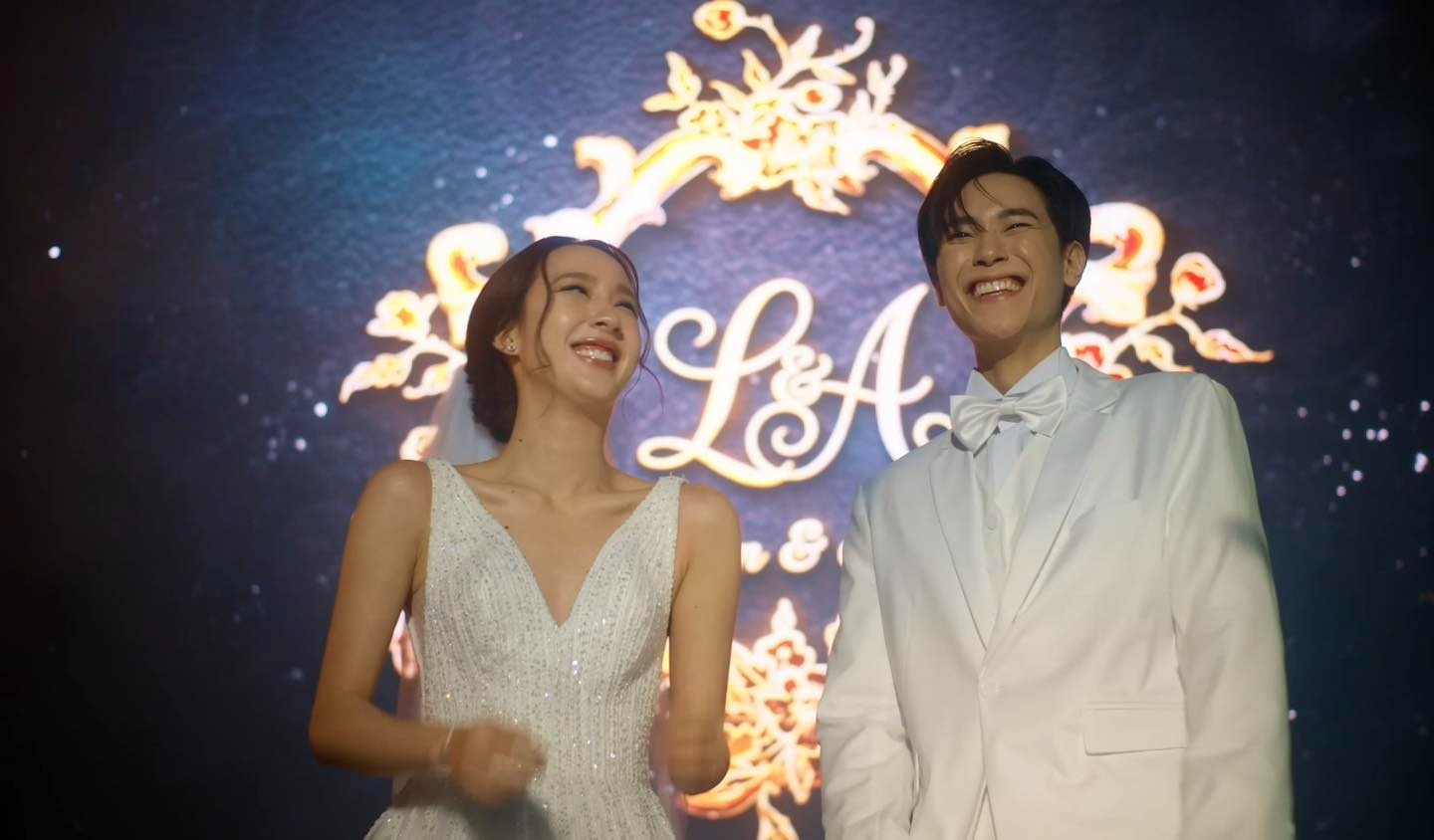 Bộ phim chấn động showbiz Thái Lan kịch tính không thua kém Chiếc Lá Cuốn Bay của Baifern