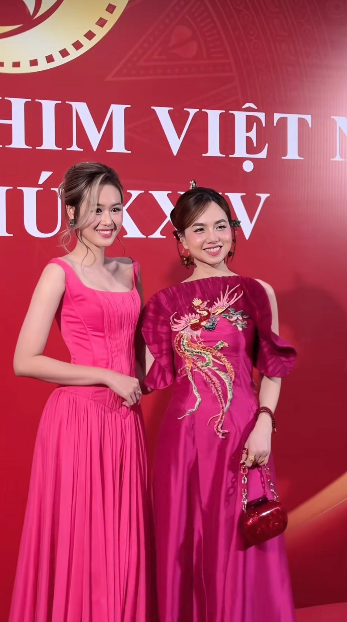 Mỹ nhân Vbiz lên đời sau khi kết hôn nhan sắc qua camera thường đẹp cỡ nào